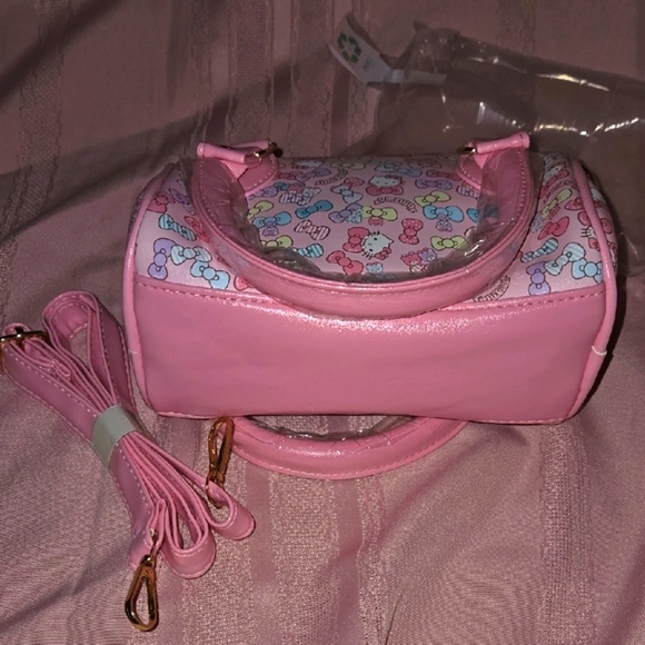 Hello Kitty Pink Handbag - Picture 4 of 10